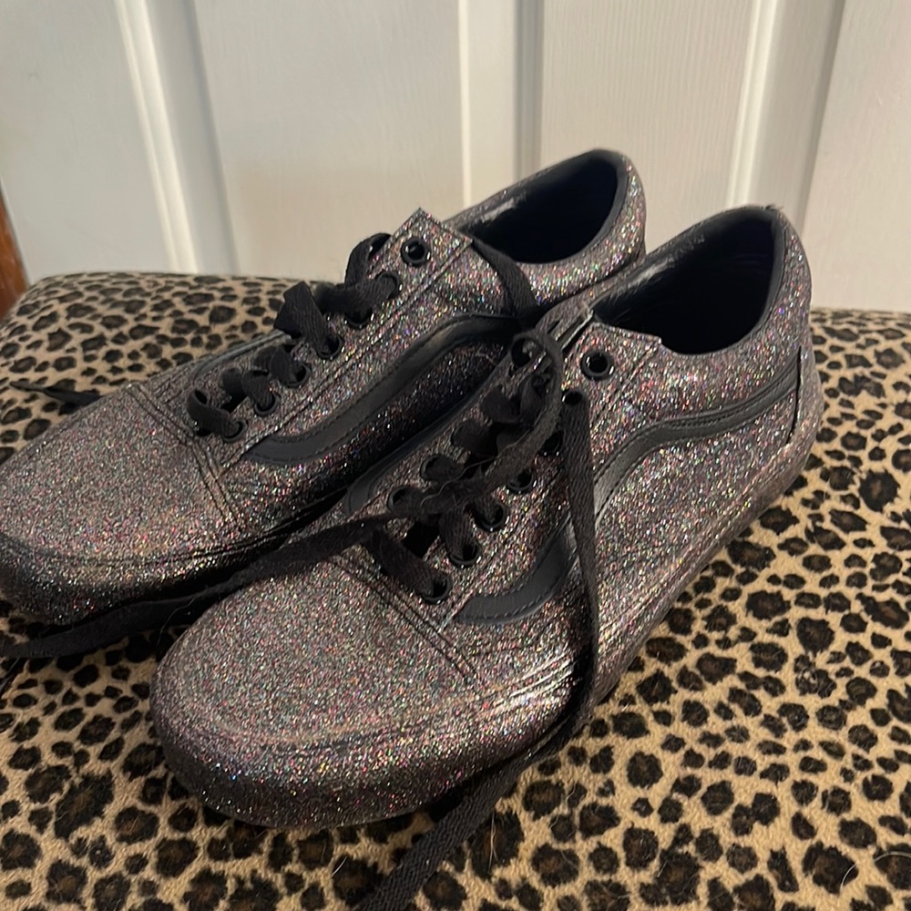 Glitter vans